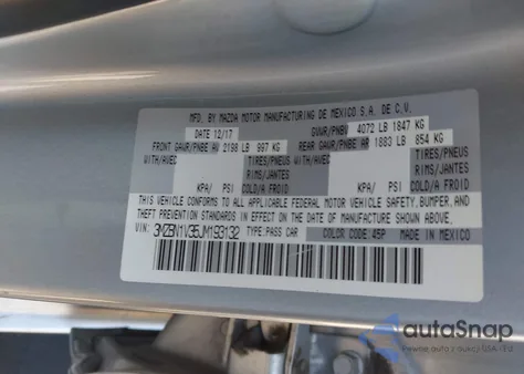 2018 Mazda Mazda3 Touring из США, поврежденный, VIN 3MZBN1V35JM193132